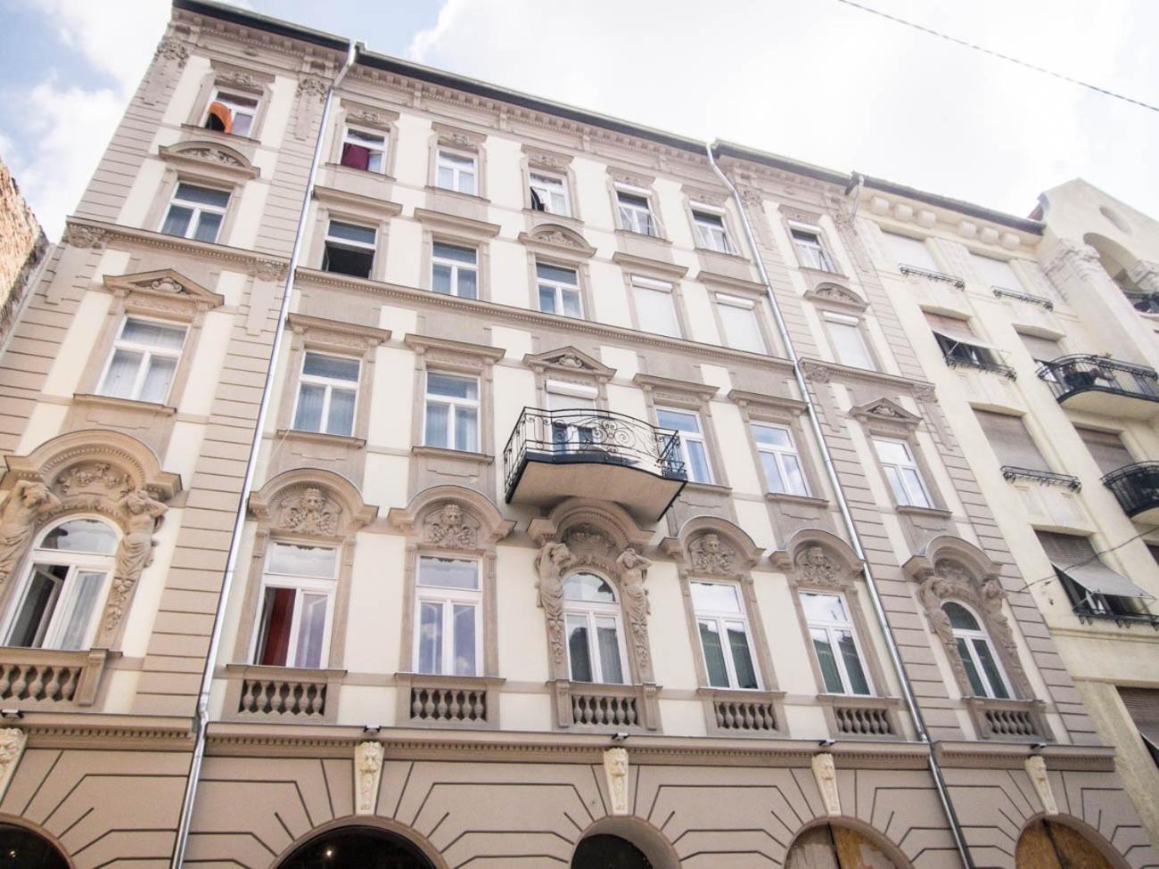 Goldcentral Apartment Akacfa Budapest Exterior photo